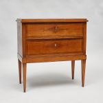 974 1115 CHEST OF DRAWERS